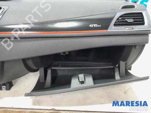 Driver airbag RENAULT MEGANE III Coupe (DZ0/1_) 1.2 TCe (DZ2B, DZ11) | BP31471485C9