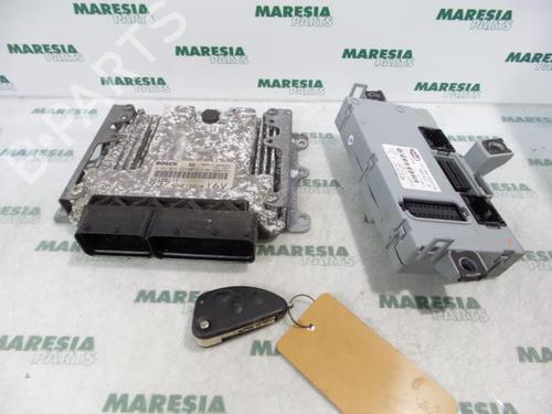 Used Engine control unit (ECU) Engine control unit (ECU) ALFA ROMEO 147 (937_) 1.9 JTD 16V (937.AXG1B, 937.BXG1B) (140 hp) 31396552 31396552