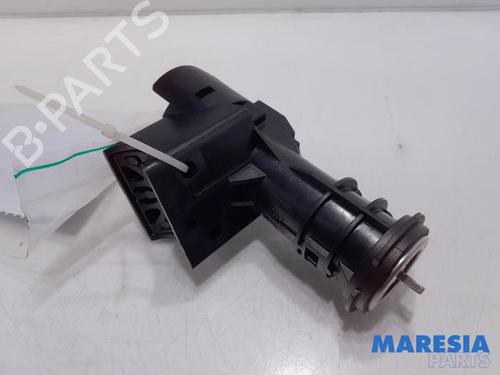 Used Ignition barrel FIAT 500 (312_) 1.2 (312AXA1A) (69 hp) 31515917