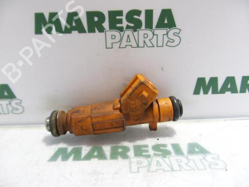 Used Injector ALFA ROMEO 156 (932_) 2.0 16V T.SPARK (932A2) (155 hp) 31455173