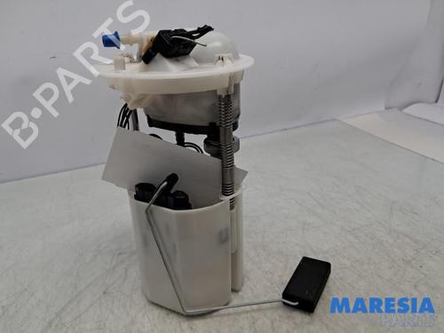 Used Fuel pump FIAT 500 (312_) 1.2 (312AXA1A) (69 hp) 31632070