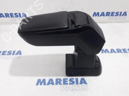 Armlene FIAT PUNTO EVO (199_) 1.3 D Multijet (84 hp) 31500103