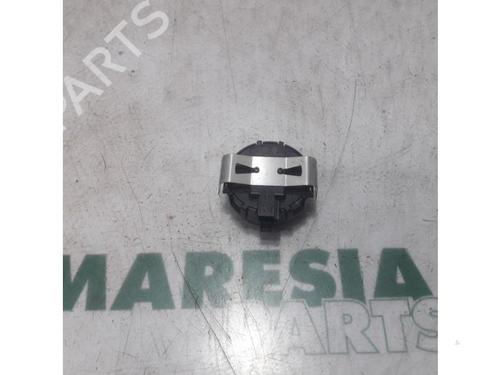 Electronic sensor RENAULT SCÉNIC II (JM0/1_) 1.6 16V (JM1R) | BP31525099M84 - Image 2