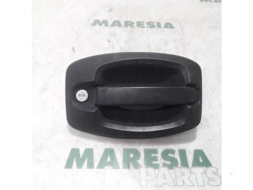 Used Front left exterior door handle FIAT DUCATO Van (250_) 100 Multijet 2,2 D (100 hp) 31459835