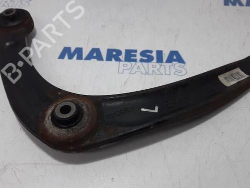 Used Left front suspension arm PEUGEOT 308 CC (4B_) 1.6 16V (156 hp) 31536795