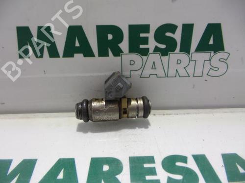 injector-renault-laguna-i-grandtour-k56_-1995-1996-1997-1998-1999-2000-2001-2002-31426329 main image