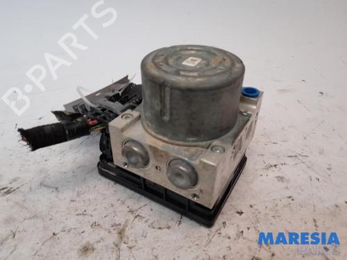 Used ABS pump NISSAN NV300 Van (X82) 1.6 dci 125 (125 hp) 31417574