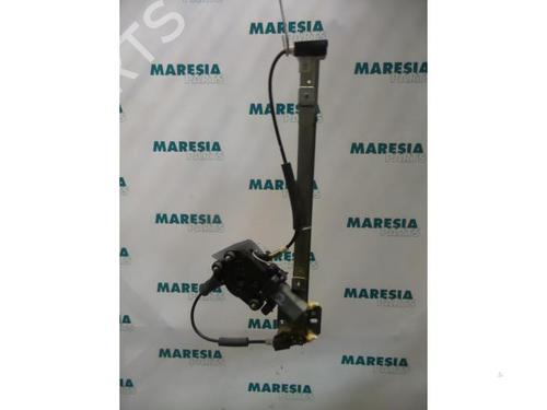 Rudehejsemekanisme Højre foran FIAT SEICENTO / 600 (187_) 1.1 (187AXB, 187AXB1A, 187AXC1A02) (54 hp) 31415572