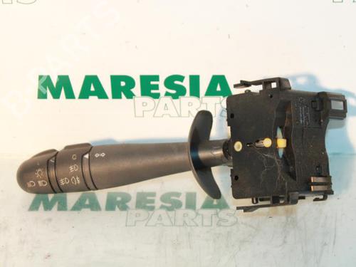 Ratstangsstang RENAULT LAGUNA II (BG0/1_) 2.0 16V (BG00, BG0K, BG0P, BG0W) (135 hp) 31530669