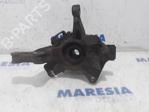 Right front steering knuckle RENAULT MEGANE III Hatchback (BZ0/1_, B3_) 1.4 TCe (BZ0F, BZ1V) | BP31526629M26