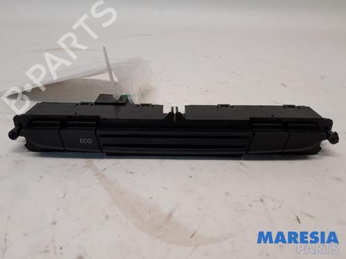 Used Switch LANCIA YPSILON (312_) 0.9 TwinAir (312.PXG11, 312.PXG1A, 312.YXG11, 312.YXG1A) (86 hp) 31487947