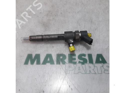 Used Injector FIAT PUNTO (188_) 1.9 JTD 80 (188.237, .257, .337, .357) (80 hp) 31518989