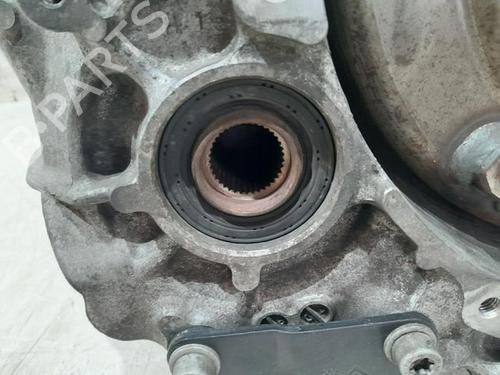 Gearbox CITROËN C4 Picasso II 1.6 HDi / BlueHDi 115 | BP31389786M3