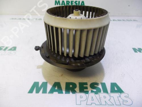Used Heater blower motor ALFA ROMEO GT (937_) 1.9 JTD (937CXN1B) (150 hp) 31448337