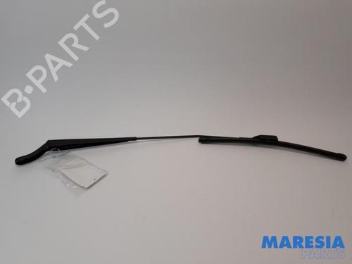 Vindspejlsviskerarm RENAULT TWINGO II (CN0_) 1.2 (CN0D) (58 hp) 31502301