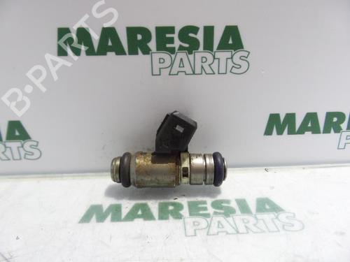 Used Injector FIAT SEICENTO / 600 (187_) 1.1 (187AXB, 187AXB1A, 187AXC1A02) (54 hp) 31475496
