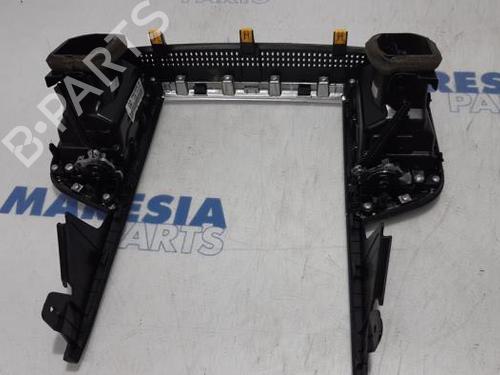 Air vent RENAULT TALISMAN (LP_) 1.6 TCe 150 | BP31437449I21