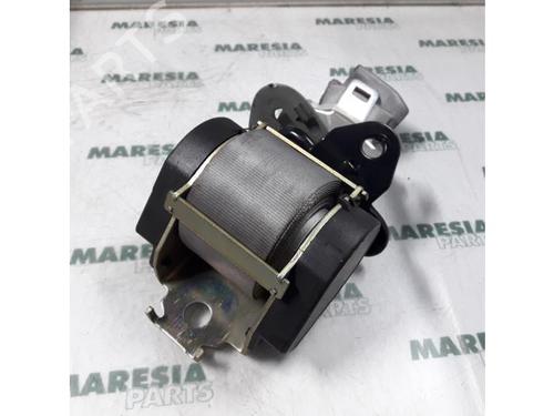 Used Rear right seatbelt RENAULT SCÉNIC I MPV (JA0/1_, FA0_) 2.0 16V RX4 (139 hp) 31497367