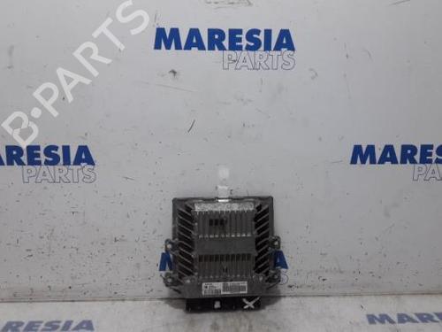 Used Engine control unit (ECU) PEUGEOT EXPERT Van (VF3A_, VF3U_, VF3X_) 2.0 HDi 120 (120 hp) 31483915