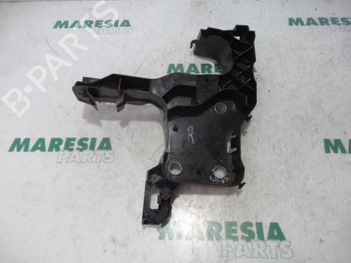 Used Front slam panel RENAULT SCÉNIC II (JM0/1_) 1.5 dCi (JM1E, JM16) (106 hp) 31515856