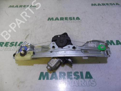 rear-right-window-mechanism-renault-megane-iv-hatchback-b9amn_-2015-31446365 main image