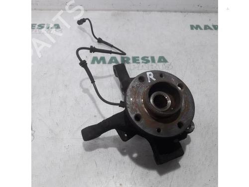 Used Right front steering knuckle RENAULT MODUS / GRAND MODUS (F/JP0_) 1.5 dCi (FP0D, JP0D) (82 hp) 31446439