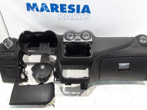 Used Driver airbag ALFA ROMEO MITO (955_) 1.3 MultiJet (955AXH1B, 955AXT1A) (90 hp) 31518793