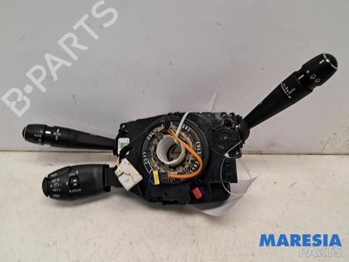 Used Switch Switch PEUGEOT 308 SW II (LC_, LJ_, LR_, LX_, L4_) 1.2 THP 110 (110 hp) 31467128 31467128