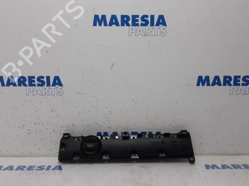 Used Valve cover PEUGEOT 407 SW (6E_, 6D_) 2.2 16V (163 hp) 31473302