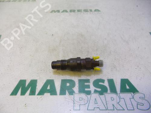 Used Injector CITROËN XSARA (N1) 1.9 D (70 hp) 31457865