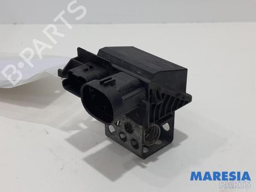electronic-sensor-peugeot-5008-0u_-0e_-2009-2010-2011-2012-2013-2014-2015-2016-2017-31500152 main image
