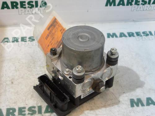 Used ABS pump CITROËN C1 (PM_, PN_) 1.0 (68 hp) 31407722