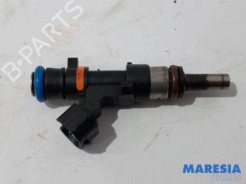 Used Injector RENAULT CLIO IV (BH_) 0.9 TCe 90 (BHNF, BHMA, BHMH, BHJK, BHJR) (90 hp) 31397674