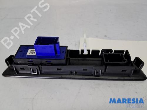 Switch PEUGEOT 208 I (CA_, CC_) 1.2 VTI 82 | BP31456861I30
