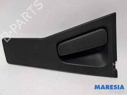 rear-right-exterior-door-handle-renault-clio-iv-grandtour-kh_-2012-2013-2014-2015-2016-2017-2018-2019-2020-2021-31504433 main image