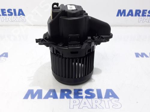 Used Heater blower motor RENAULT CAPTUR I (J5_, H5_) 0.9 TCe 90 (90 hp) 31520978