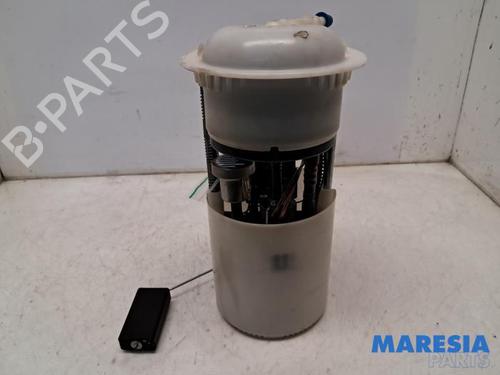 Used Fuel pump FIAT 500 (312_) 1.2 (312AXA1A) (69 hp) 31472646