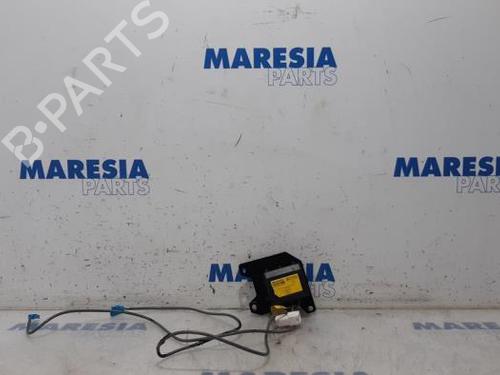 Used ECU airbags ECU airbags RENAULT TWINGO I (C06_) 1.2 (C066, C068) (58 hp) 31390902 31390902