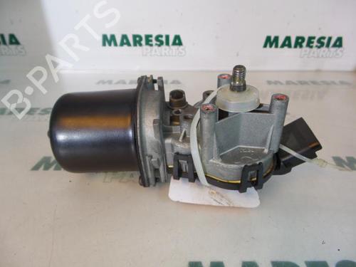 Used Front wiper motor RENAULT KANGOO (KC0/1_) 1.5 dCi (KC08, KC09) (82 hp) 31519849