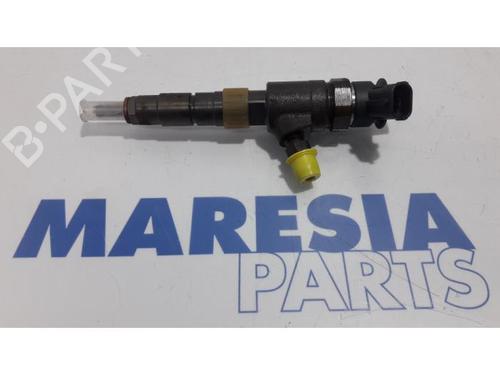 Used Injector PEUGEOT PARTNER Box Body/MPV 1.6 HDi / BlueHDi 75 (75 hp) 31523473