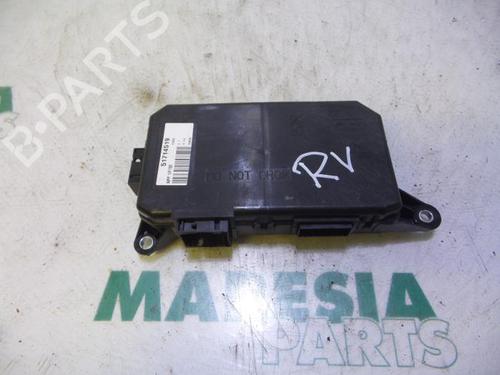 Used Control unit FIAT STILO (192_) 1.6 16V (192_XB1A) (103 hp) 31421114