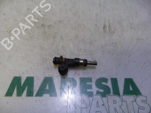 Used Injector FIAT BRAVO II (198_) 1.4 16V (198AXS1B) (140 hp) 31453600