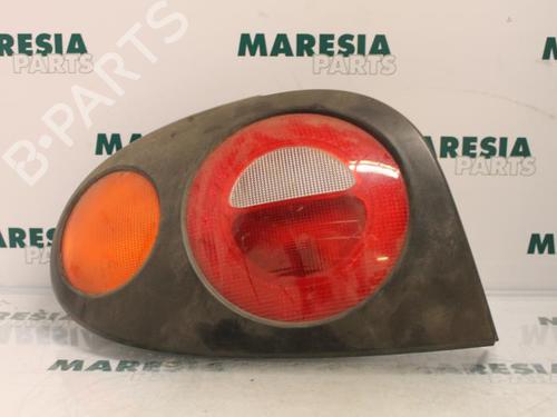 Used Left taillight RENAULT MEGANE I Coach (DA0/1_) 1.6 e (DA0F) (90 hp) 31529073