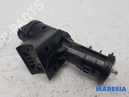 Ratlås/Tændingslås LANCIA YPSILON (312_) 0.9 TwinAir (312.PXG11, 312.PXG1A, 312.YXG11, 312.YXG1A) (86 hp) 31521261