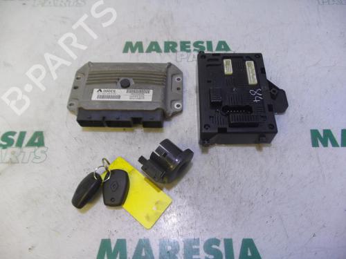 Used Engine control unit (ECU) RENAULT CLIO III (BR0/1, CR0/1) 1.4 16V (98 hp) 31454282