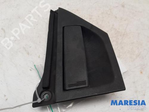 venstre-bagtil-udvendigt-handtag-renault-twingo-iii-bcm_-bca_-2014-31521771 main image