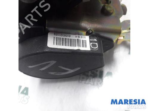 Front right seatbelt RENAULT SCÉNIC II (JM0/1_) 1.6 16V (JM1R) | BP31434537I25