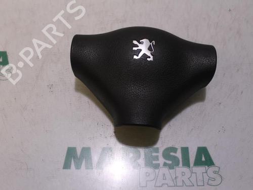 Used Driver airbag PEUGEOT 206 Hatchback (2A/C) 1.1 i (60 hp) 31384969