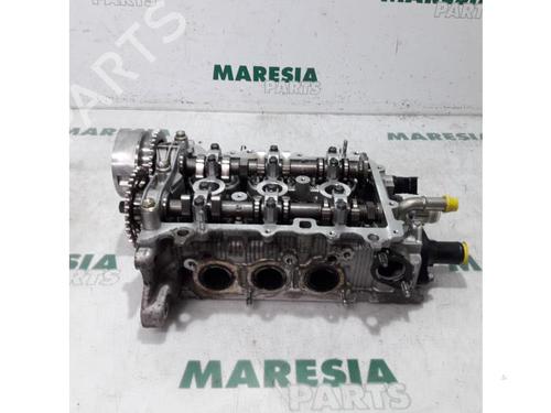 Used Cylinder head Cylinder head PEUGEOT 107 (PM_, PN_) 1.0 (68 hp) 31501846 31501846