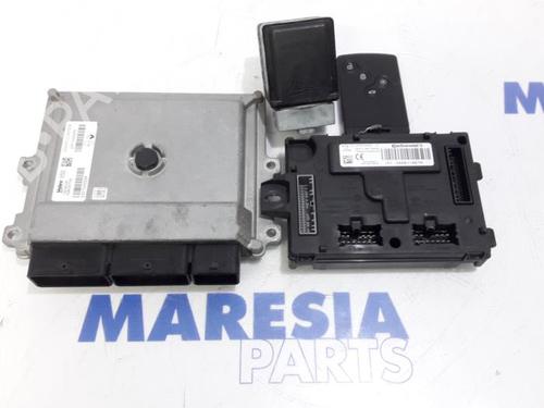 Used Engine control unit (ECU) RENAULT CLIO IV Grandtour (KH_) 0.9 TCe 90 (90 hp) 31497585